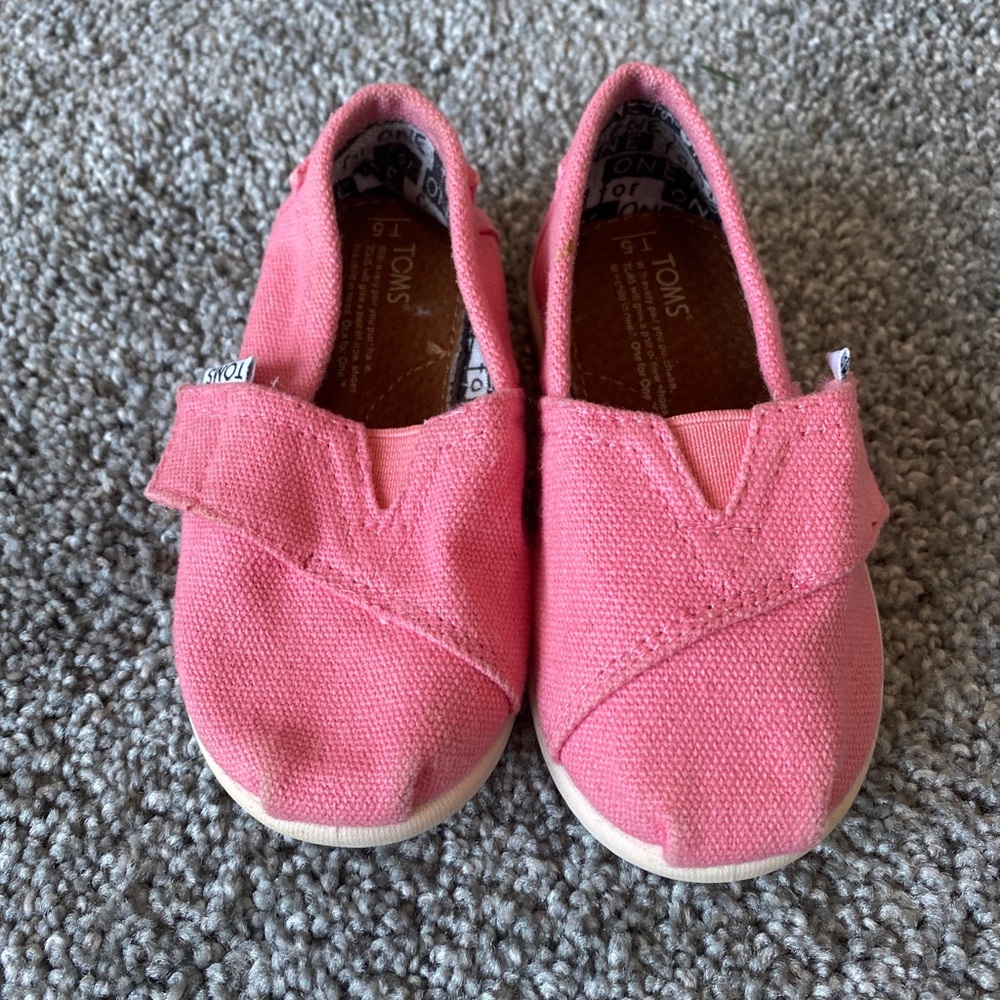 Canvas Baby/Toddler Toms - Size 5T